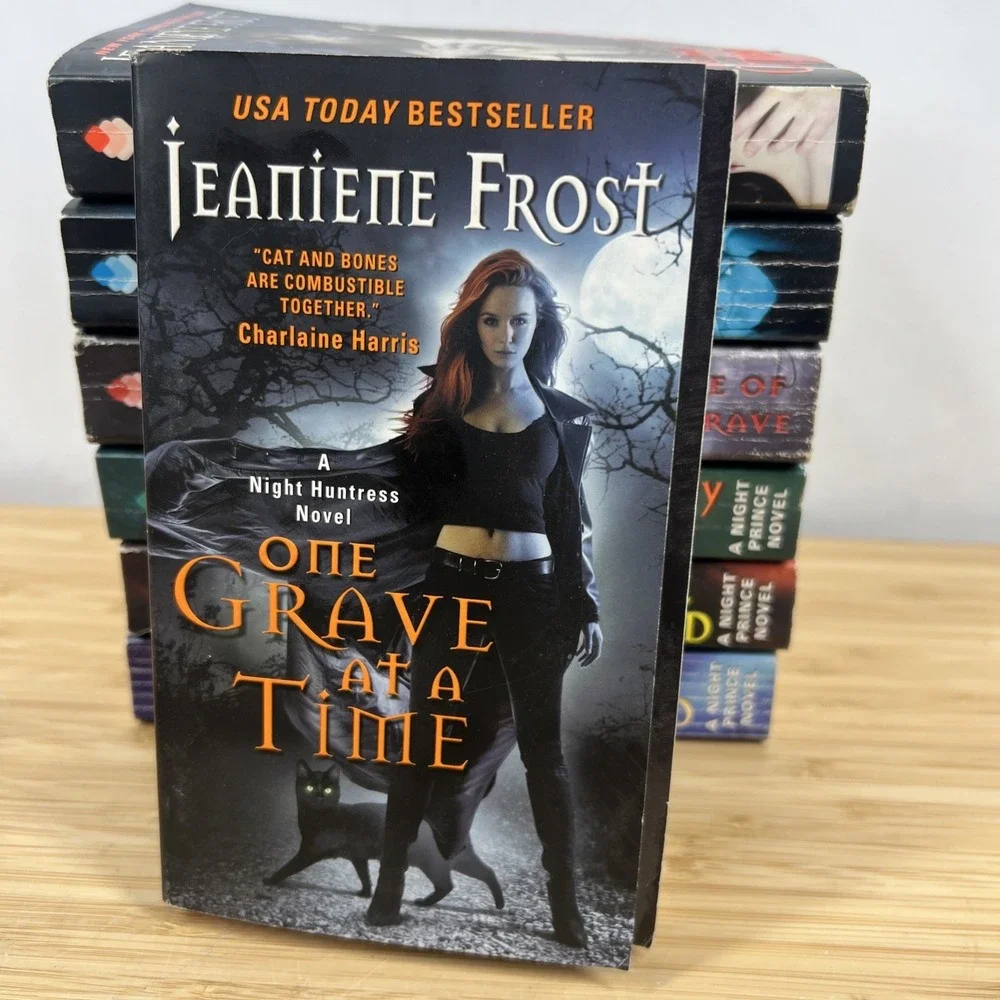 Jeaniene Frost 7 Book Lot Night Prince Night Huntress Vampire Paranormal PB